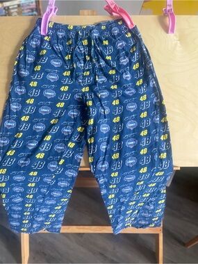 NASCAR pajama lounge pants L featuring Jimmie Johnson's #48 Lowe's Chevrolet.